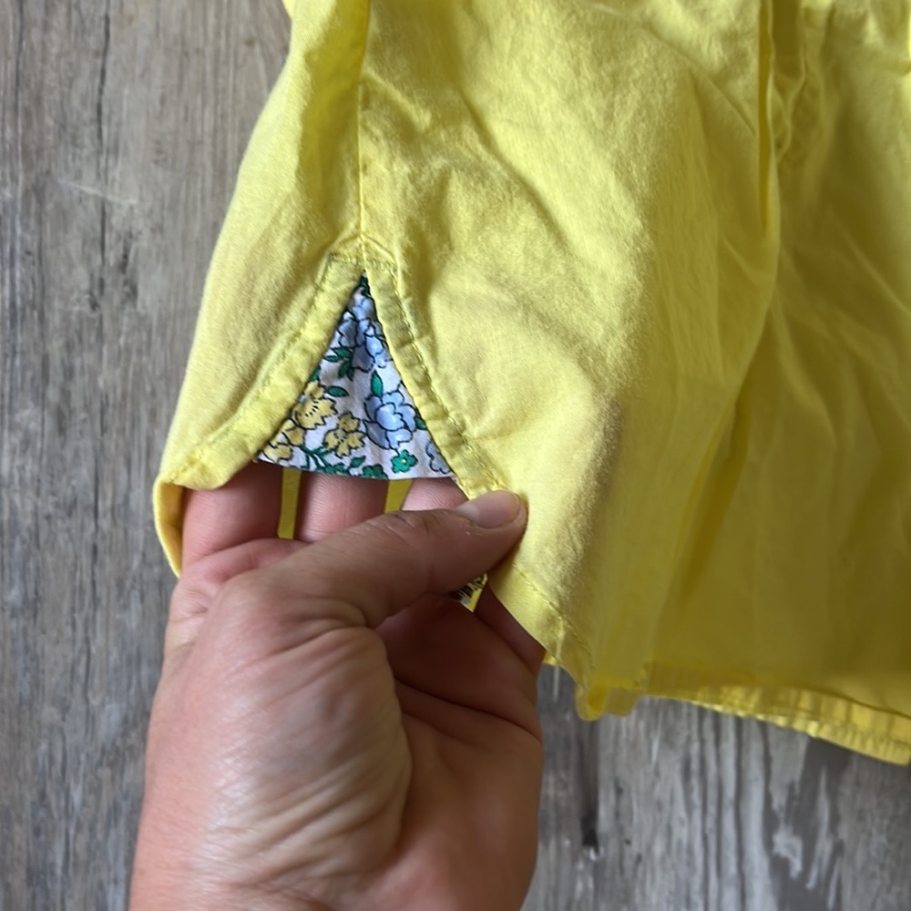 Women’s Tommy Hilfiger yellow cotton button down top floral details. Size large - Picture 5 of 6